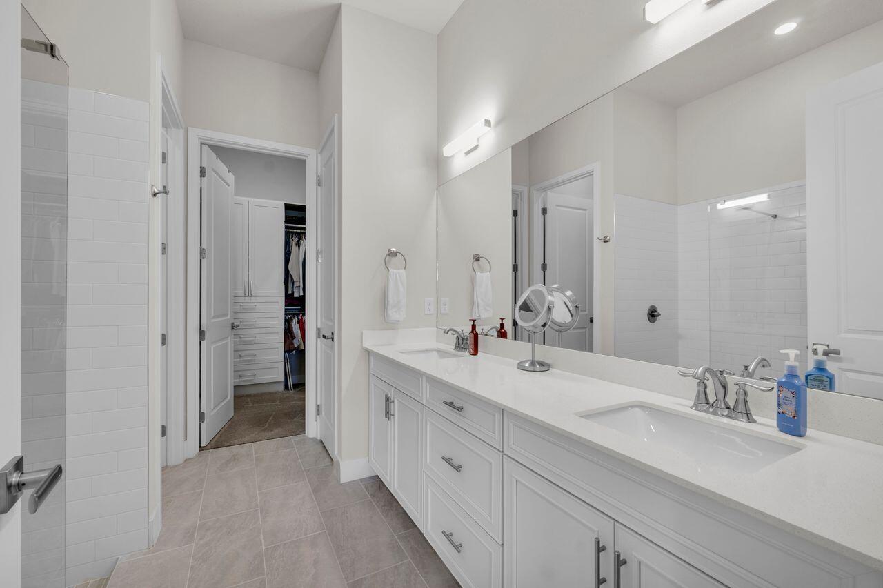 MCJUNKIN FARMS PLAT - Residential