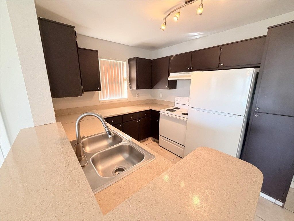 Photo of 4005 NW 87th Avenue #4005, Sunrise, FL 33351 (MLS # F10544131)