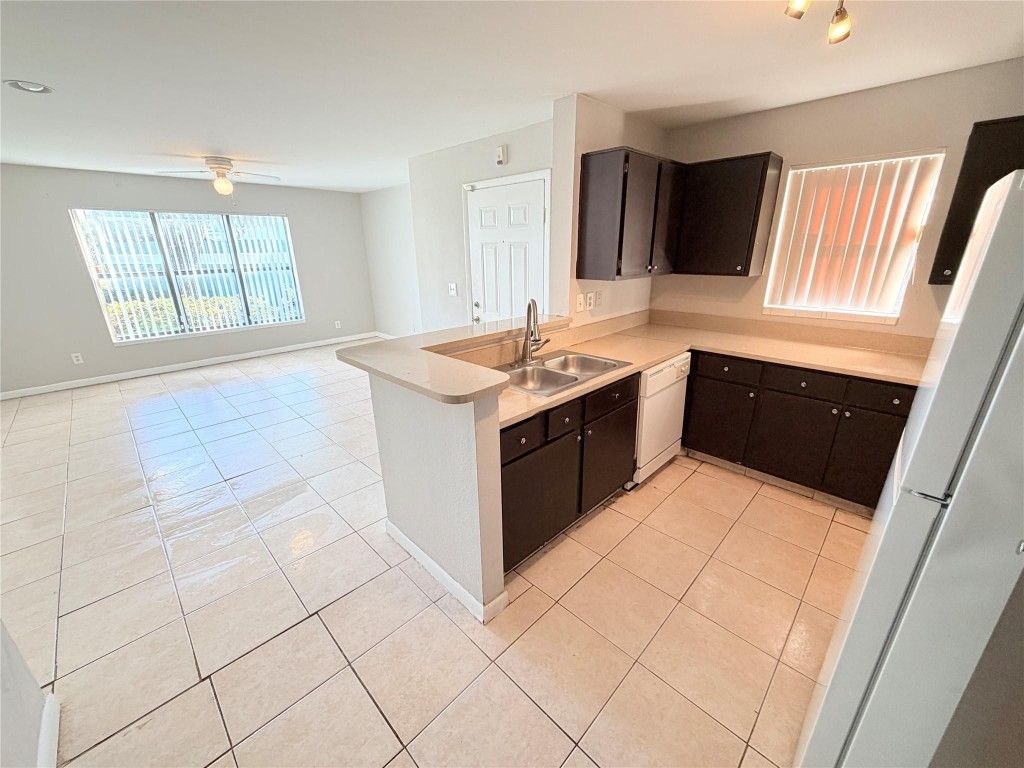 Photo of 4005 NW 87th Avenue #4005, Sunrise, FL 33351 (MLS # F10544131)