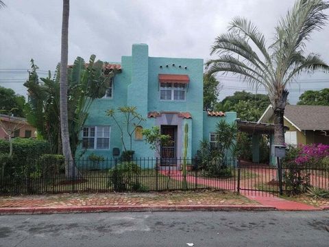 121 S B Street Lake Worth Beach FL 33460
