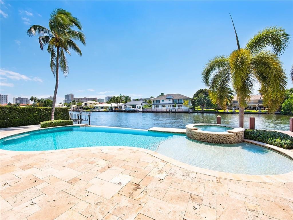 Coral Ridge Country Club - Residential