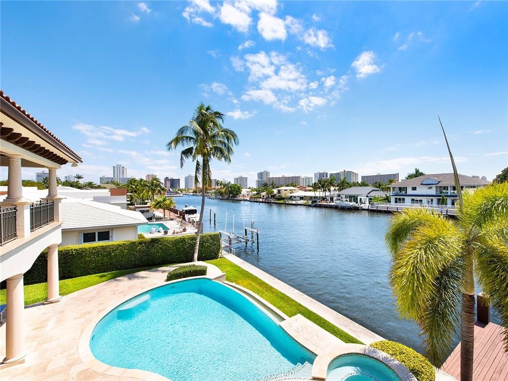 Coral Ridge Country Club - Residential