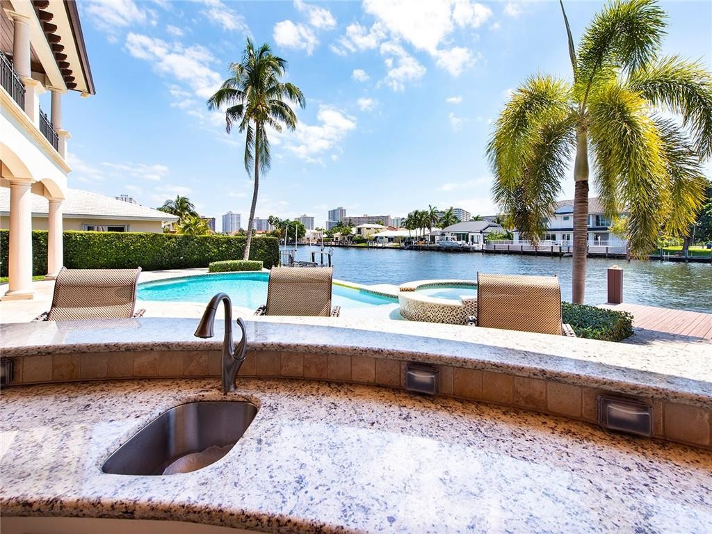 Coral Ridge Country Club - Residential