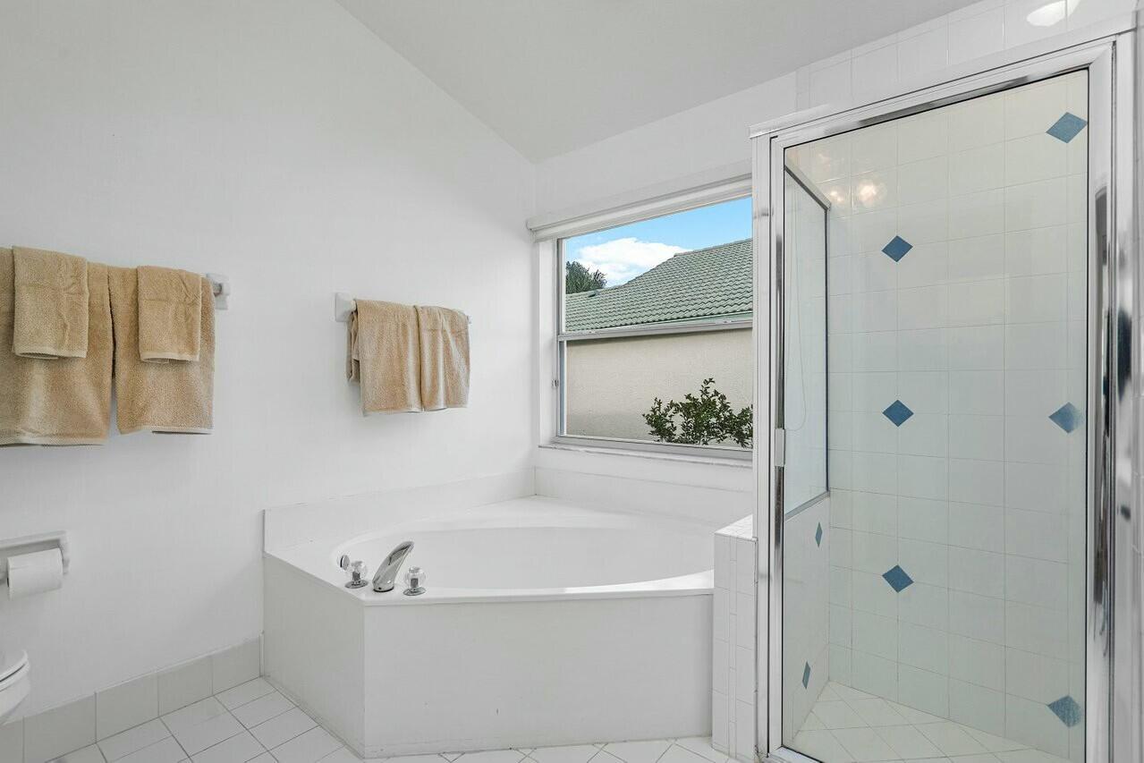 WELLINGTONS EDGE PAR 76 P - Residential