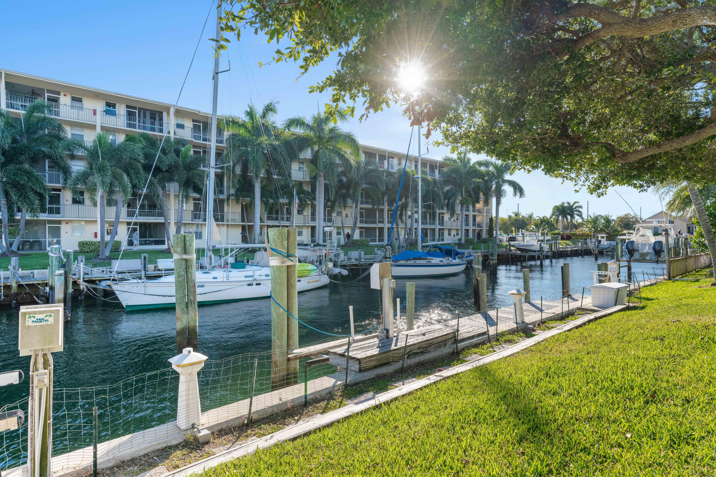 126 Anchorage Drive S