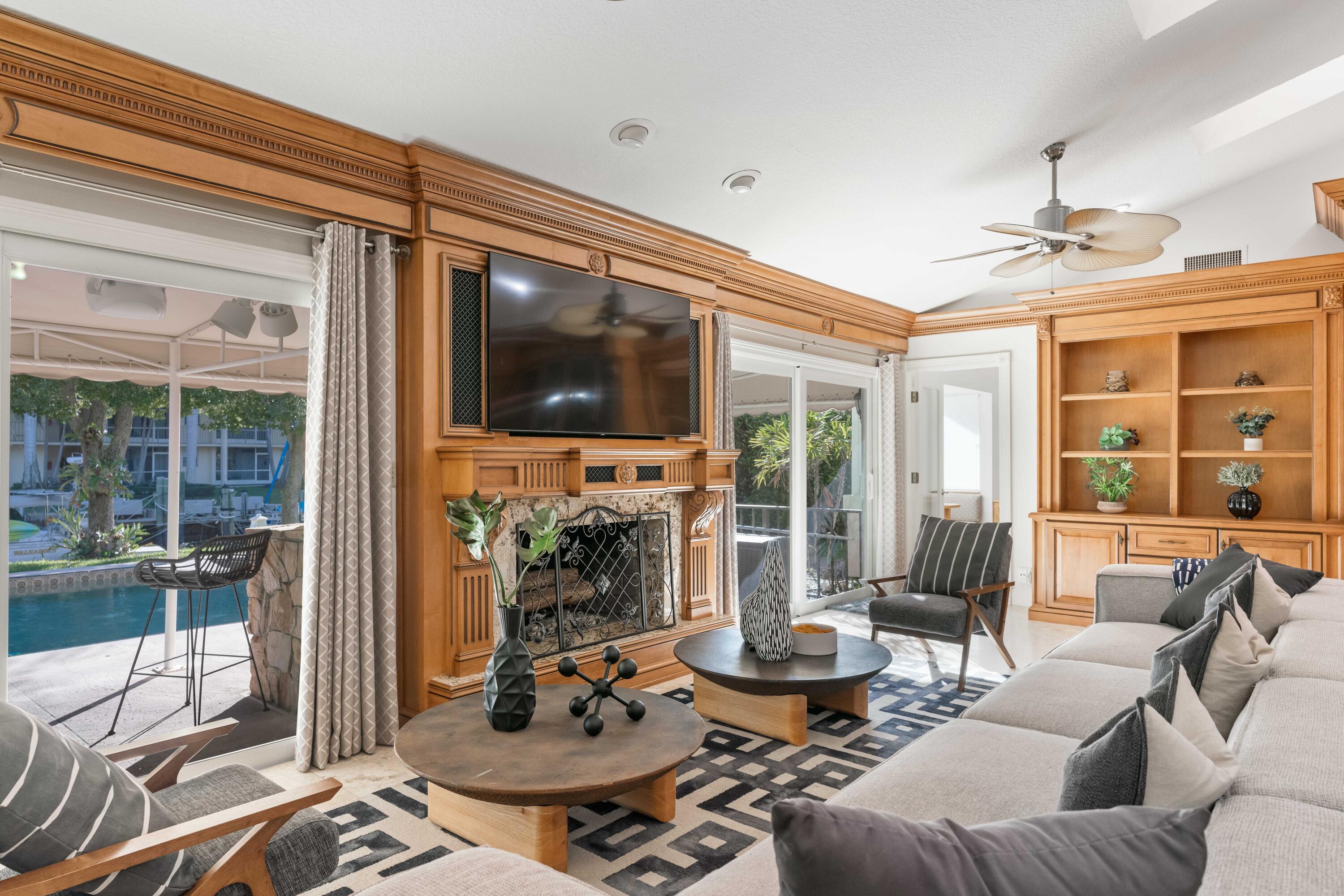 PALM BEACH LAKE WORTH ESTATES 2 - Residential