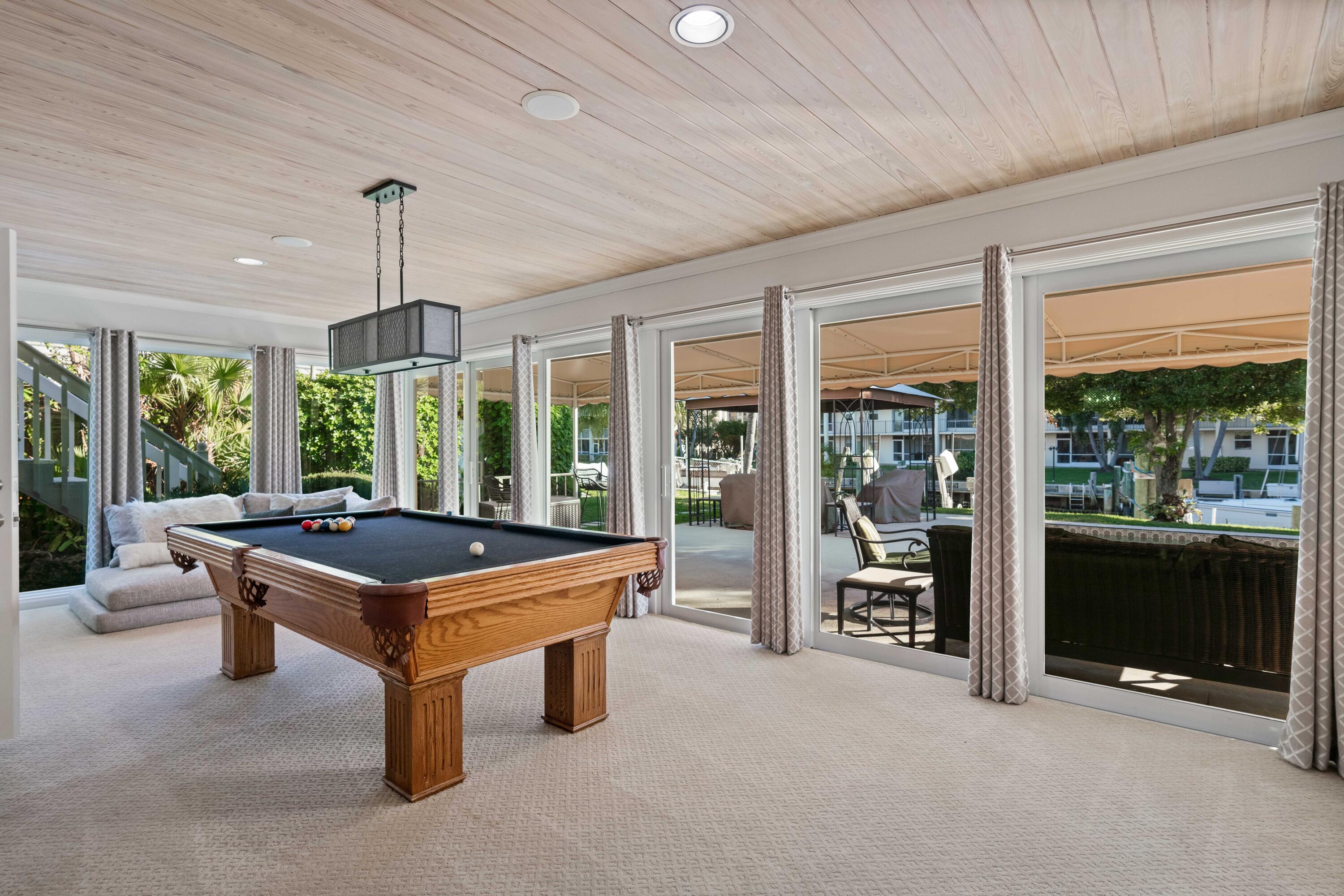 PALM BEACH LAKE WORTH ESTATES 2 - Residential