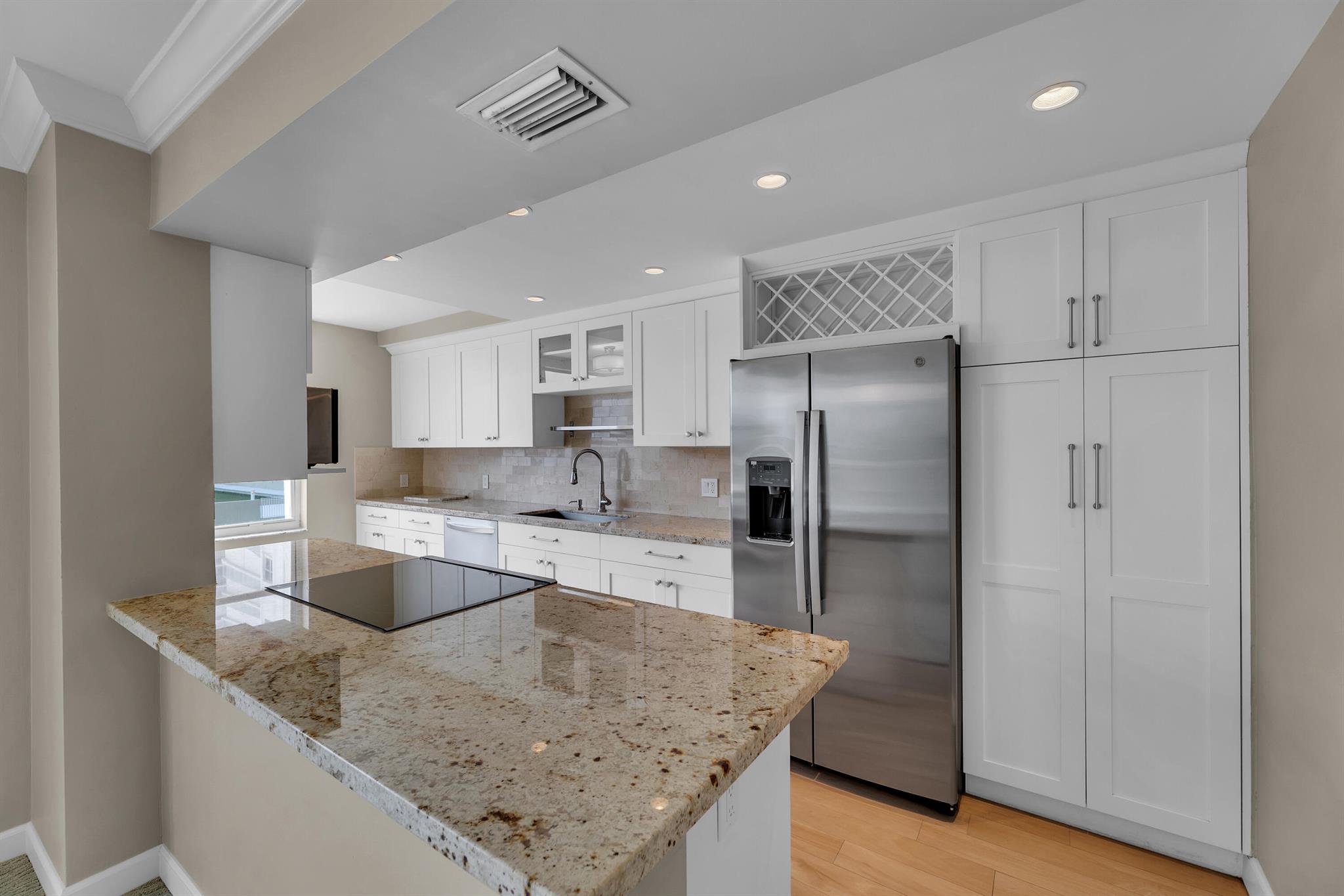 4300 N Ocean Boulevard 2k