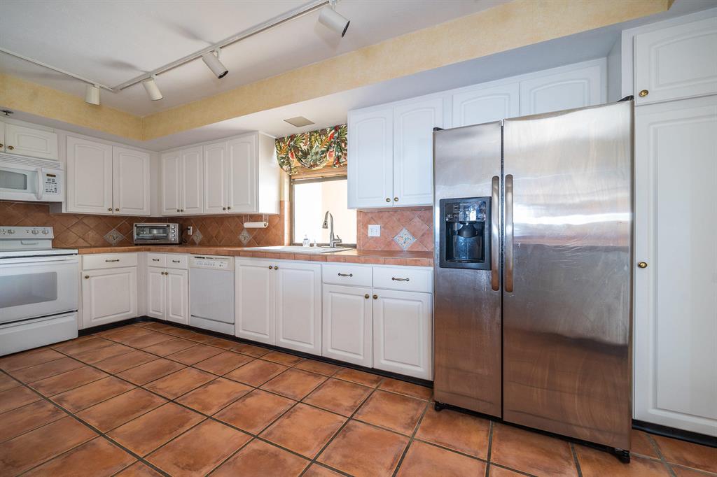 Ocean Towers South - Residential