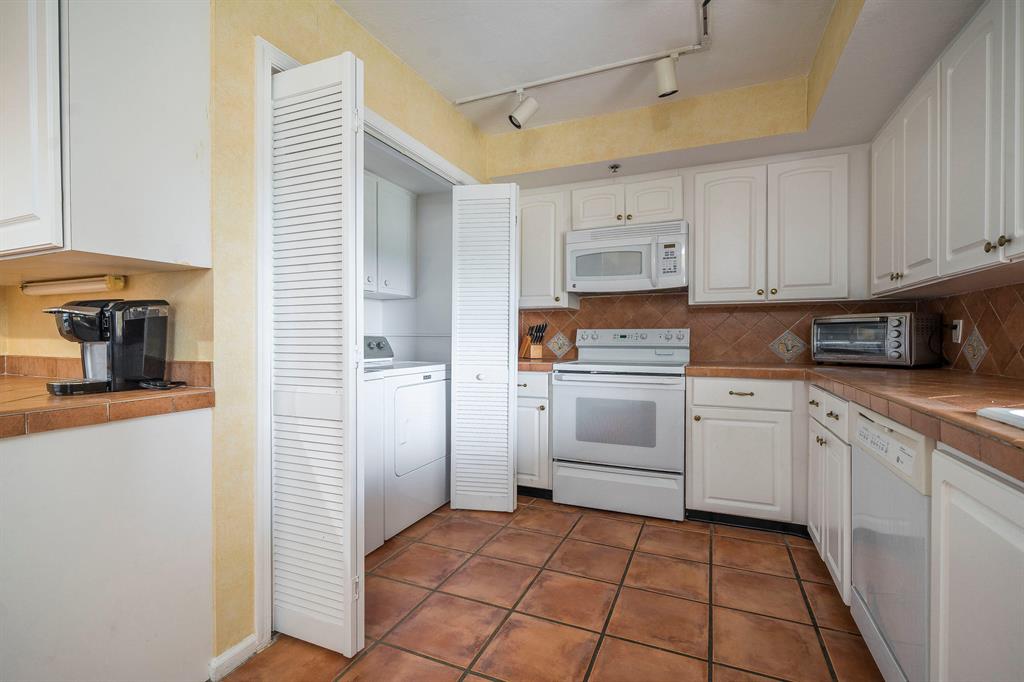 Ocean Towers South - Residential