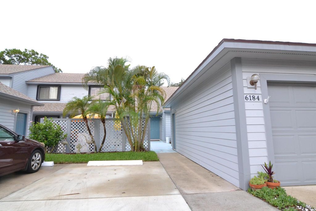 Photo of 6184 SE Georgetown Place, Hobe Sound, FL 33455 (MLS # R10893898)