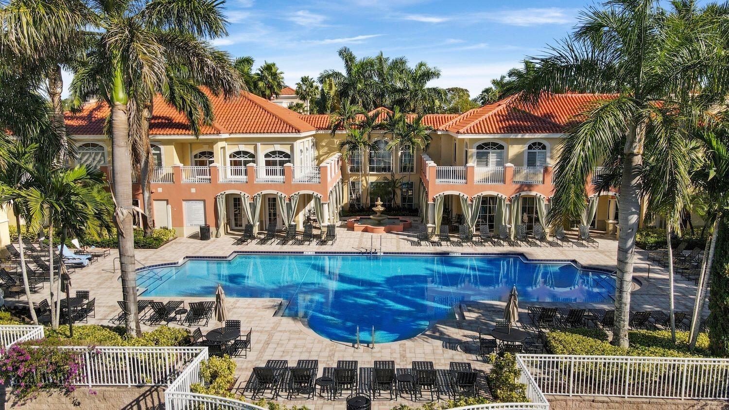 11031 Legacy Boulevard 103, Palm Beach Gardens, FL, 33410/$369,900 2 11031 Legacy Boulevard 103