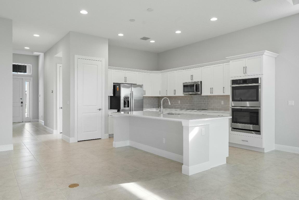 LAKEPARK AT TRADITION PLAT 3 - Residential