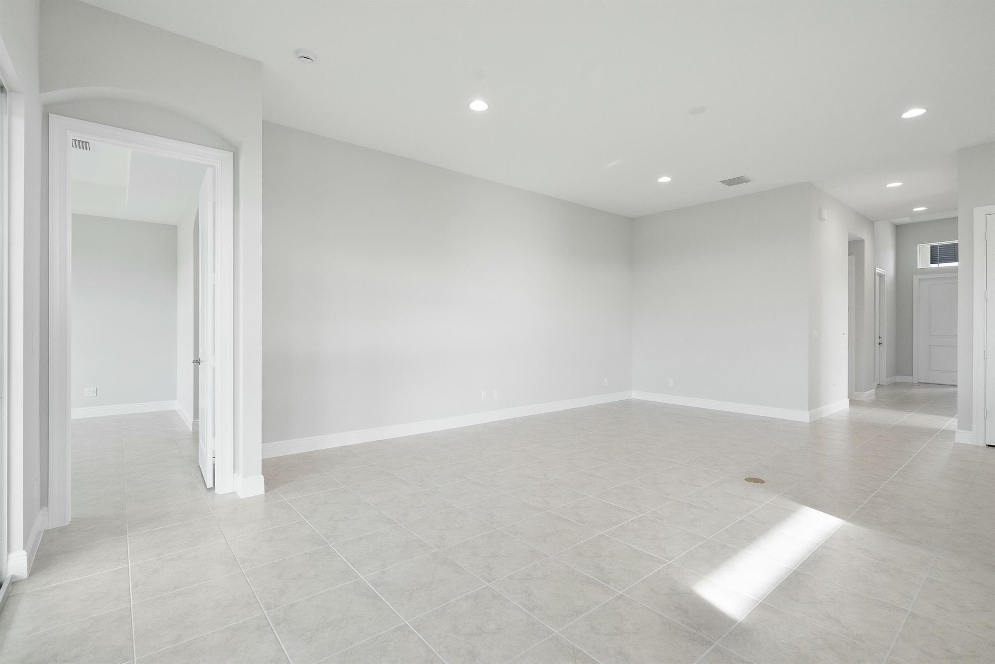 LAKEPARK AT TRADITION PLA - Residential