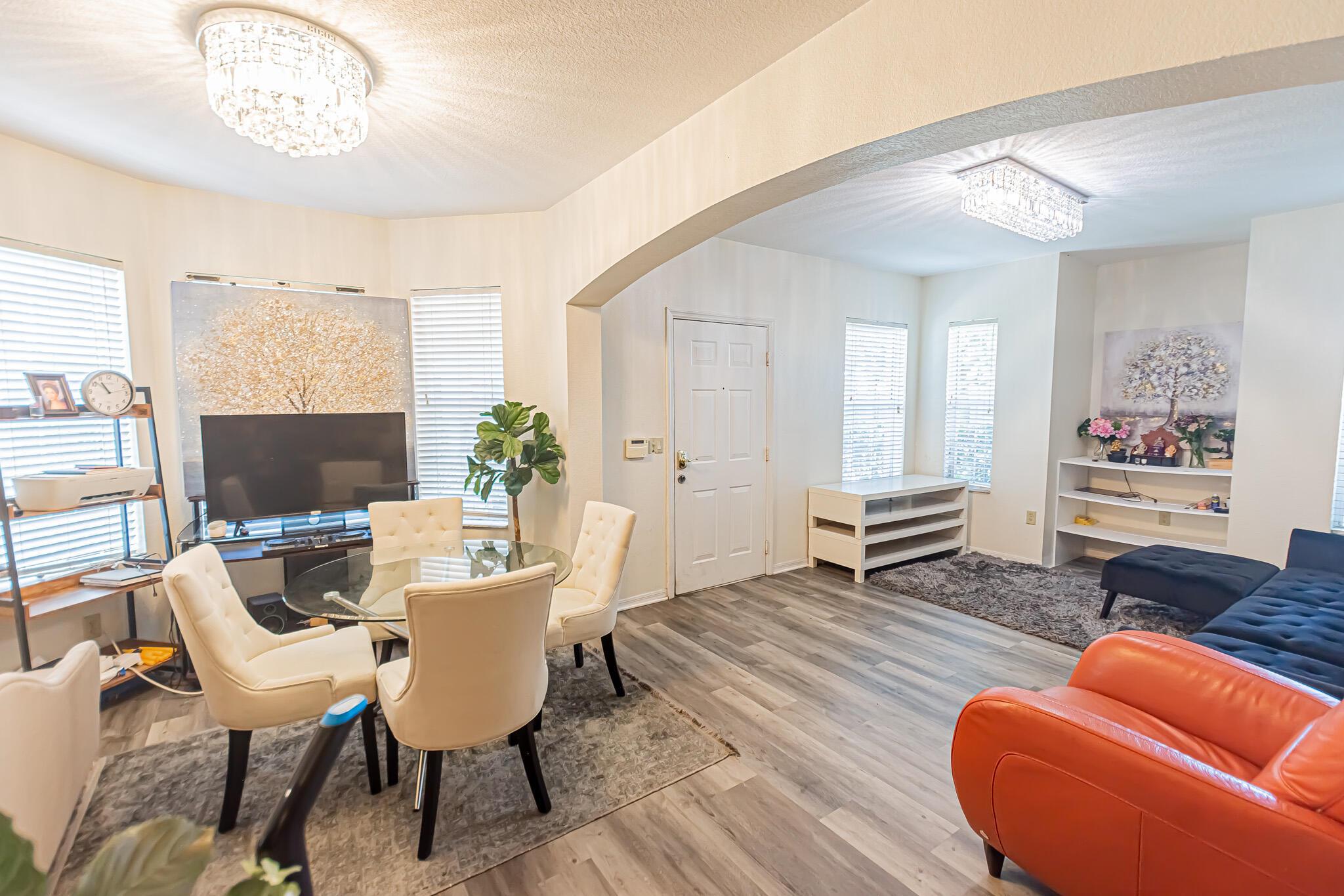 168 SW Peacock Boulevard 35-103, Port St Lucie, FL, 34986/$215,000 4 168 SW Peacock Boulevard 35-103