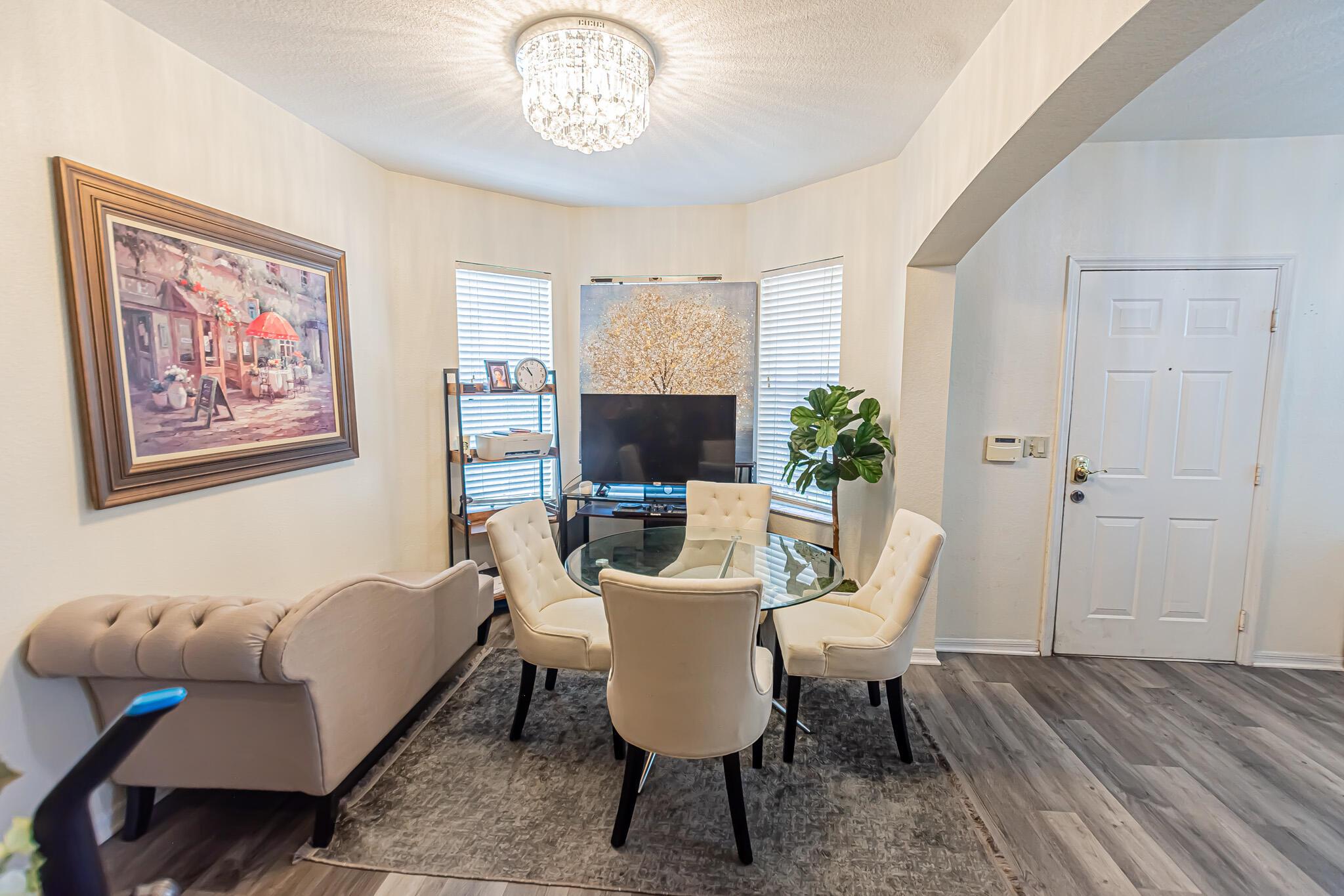 168 SW Peacock Boulevard 35-103, Port St Lucie, FL, 34986/$215,000 2 168 SW Peacock Boulevard 35-103