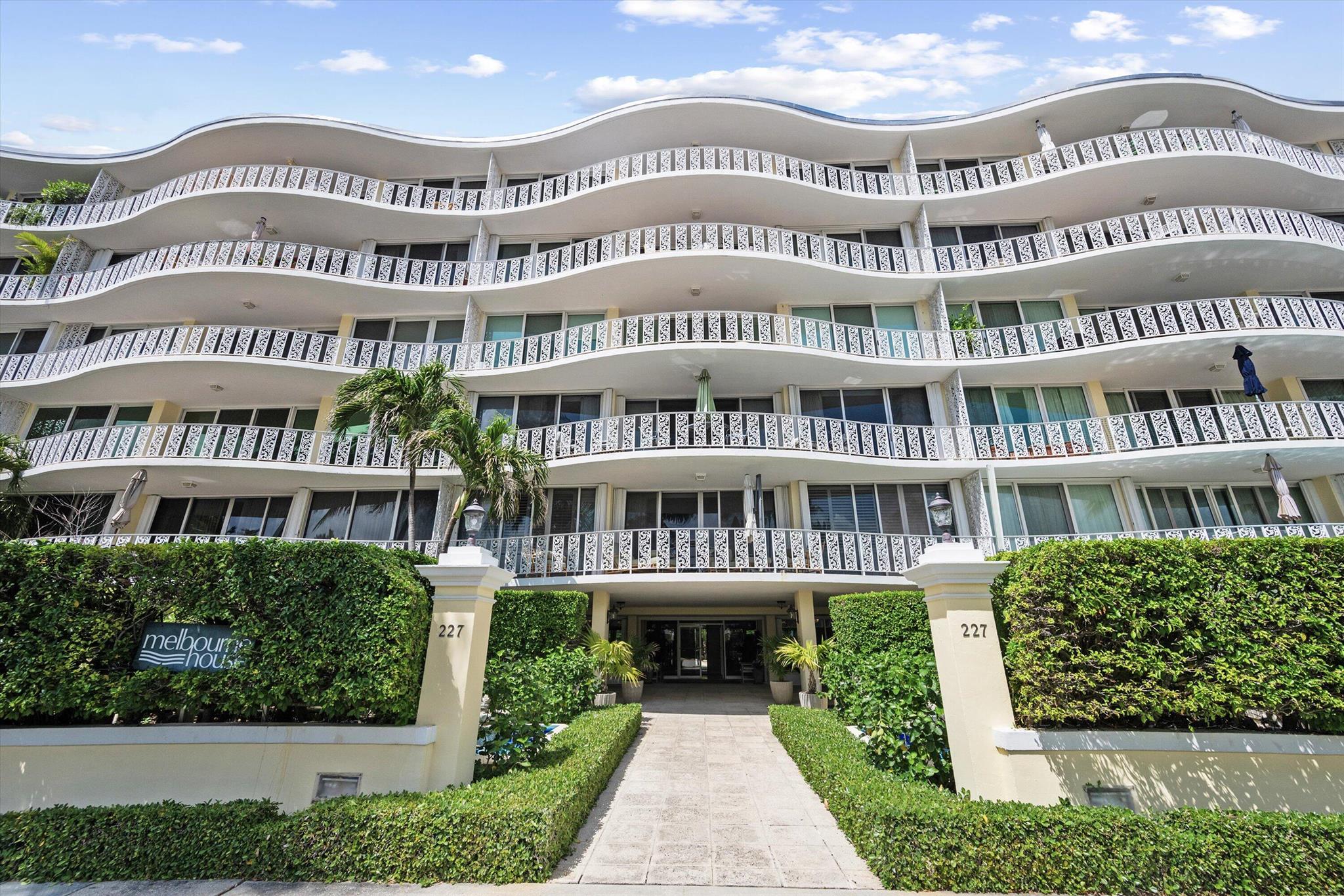 Melbourne House - Residential