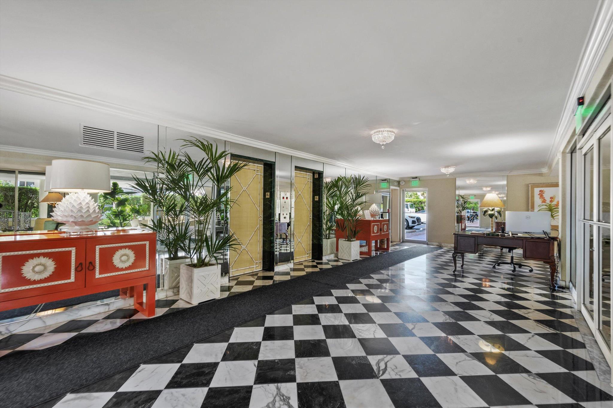 Melbourne House - Residential