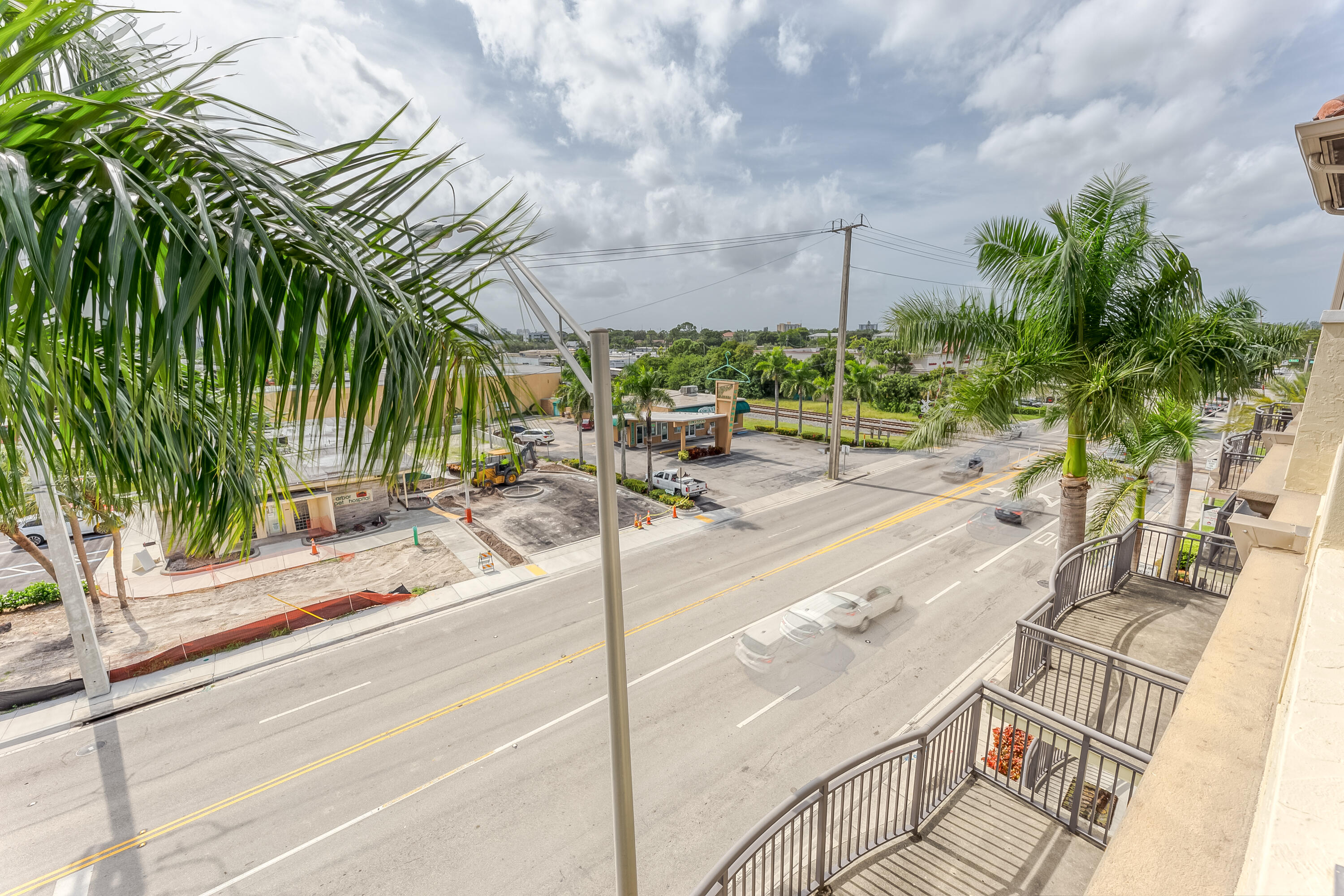 WILTON STATION RES CONDO - Residential