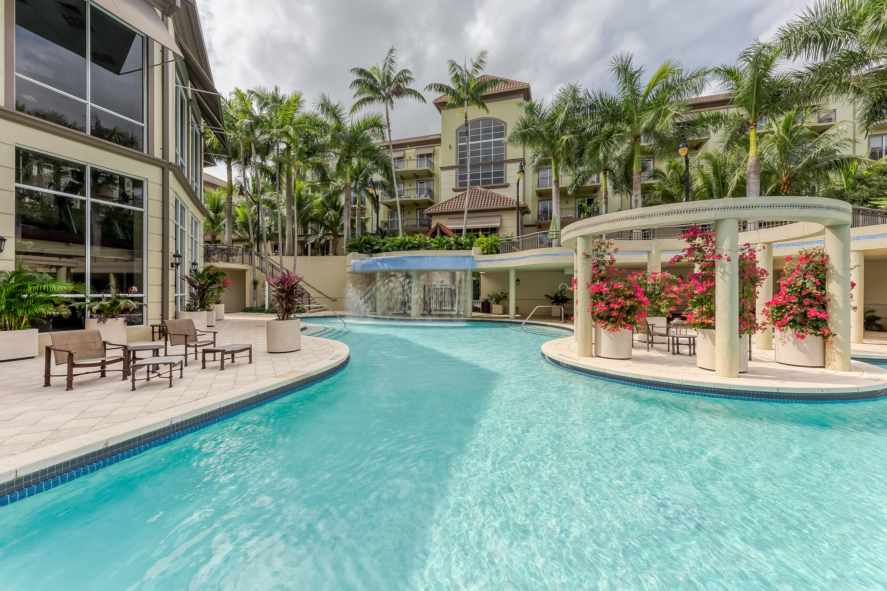 WILTON STATION RES CONDO - Residential