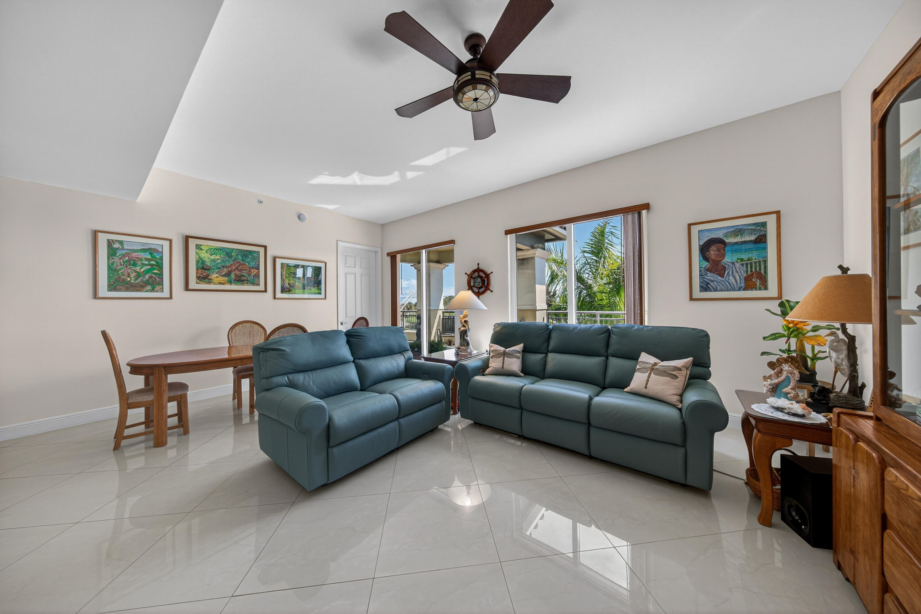 WILTON STATION RES CONDO - Residential