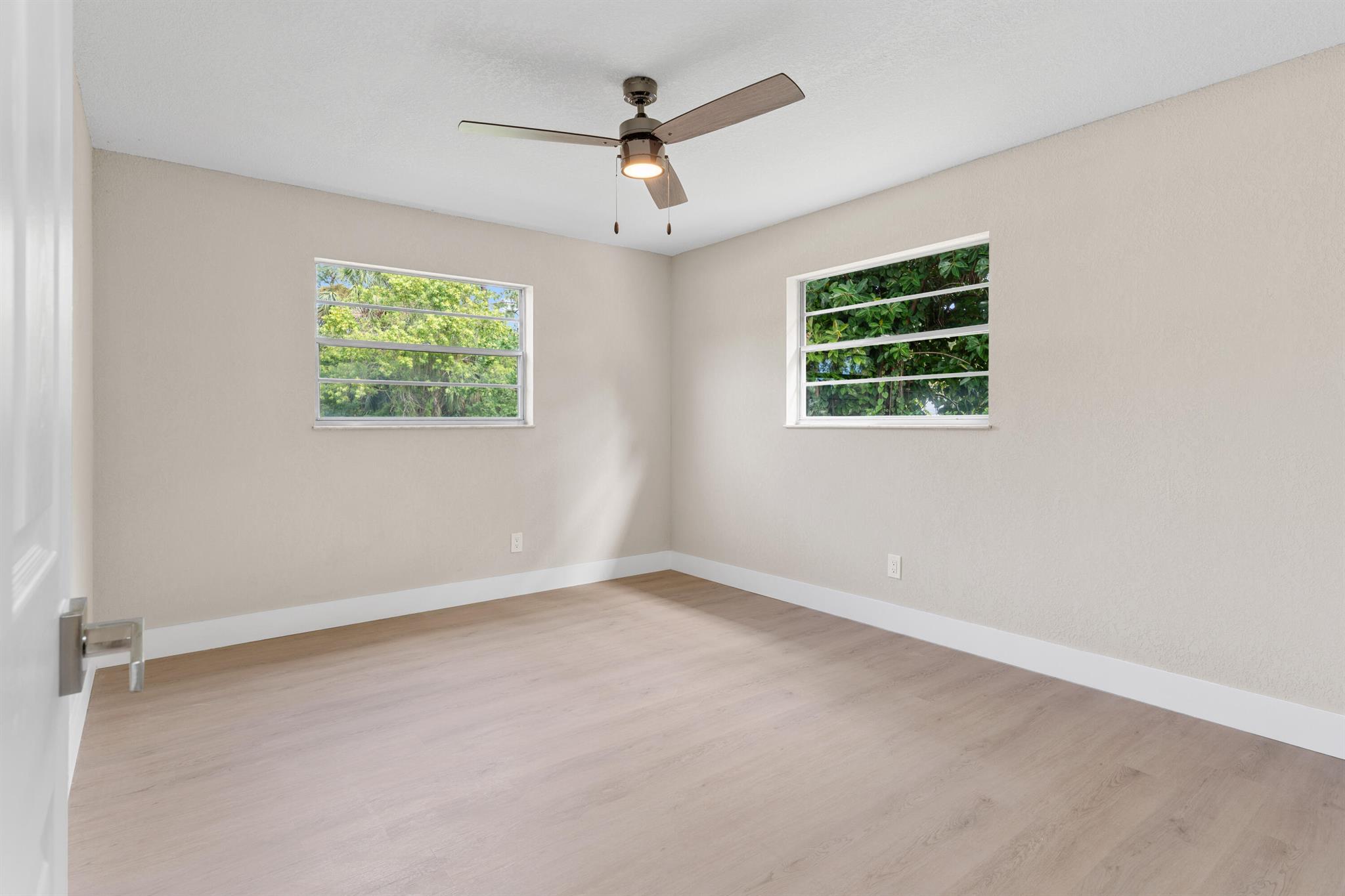 SEBASTIAN HIGHLANDS UNIT - Residential