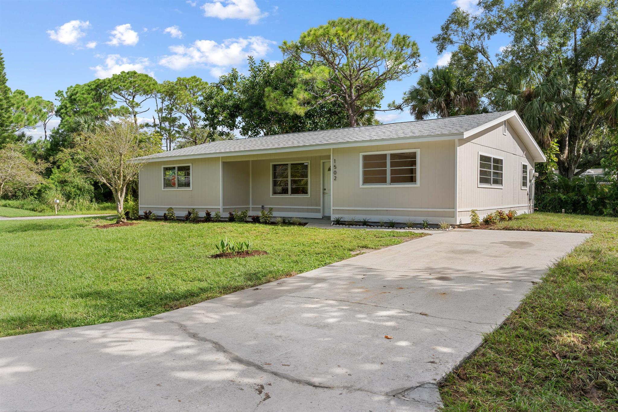 SEBASTIAN HIGHLANDS UNIT - Residential