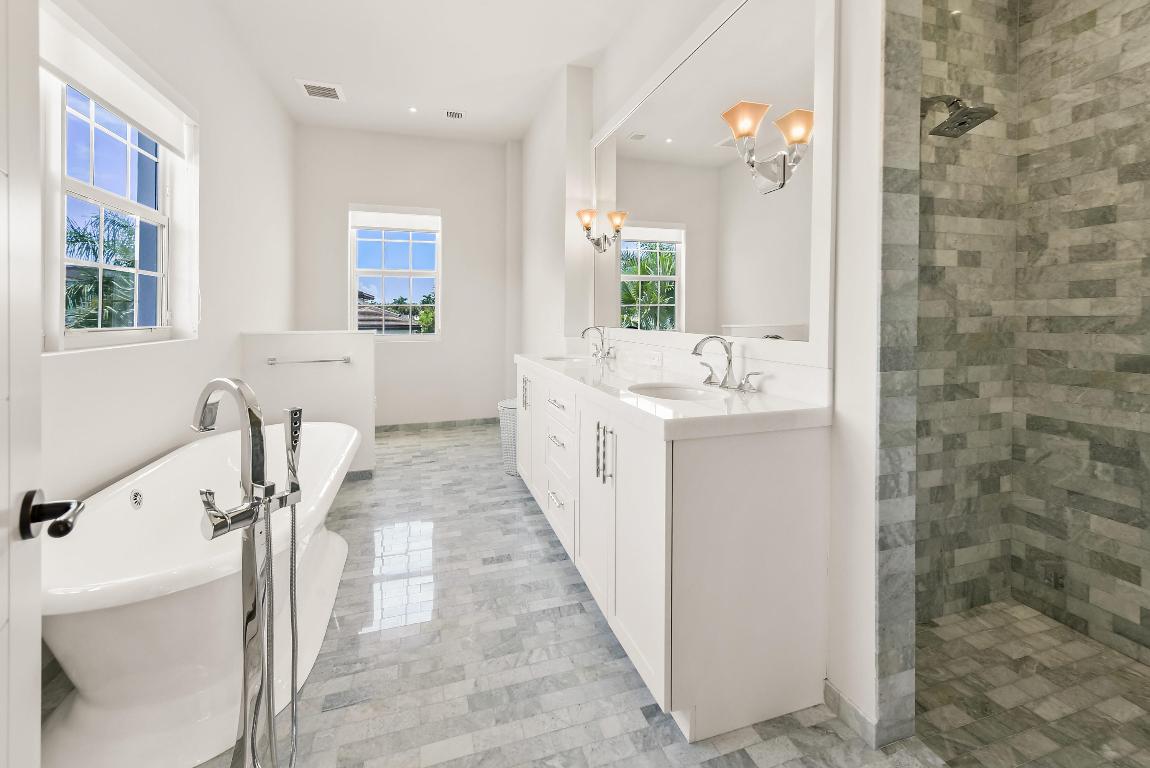 ST ANDREWS COUNTRY CLUB 1 - Residential