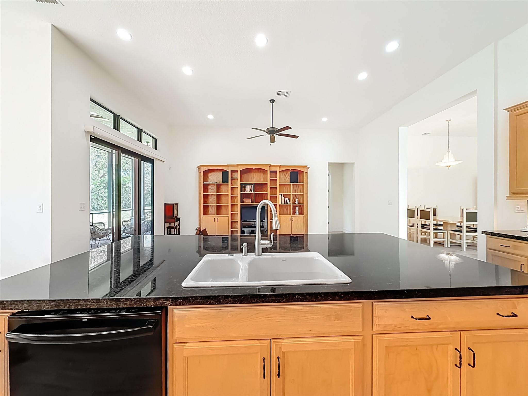 Parkland Royale 182-60 B - Residential