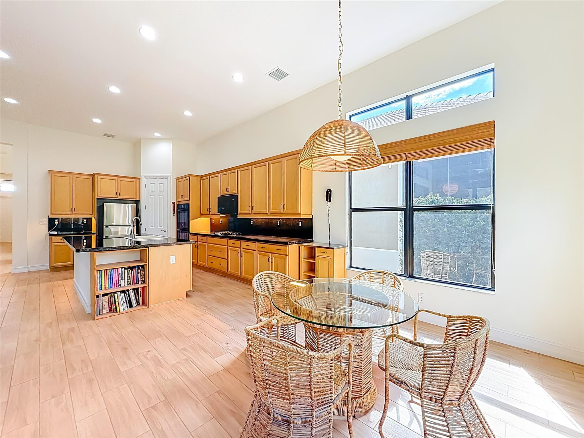 Parkland Royale 182-60 B - Residential