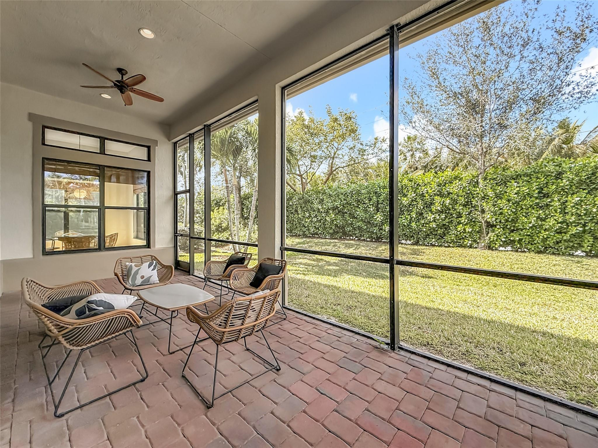 Parkland Royale 182-60 B - Residential