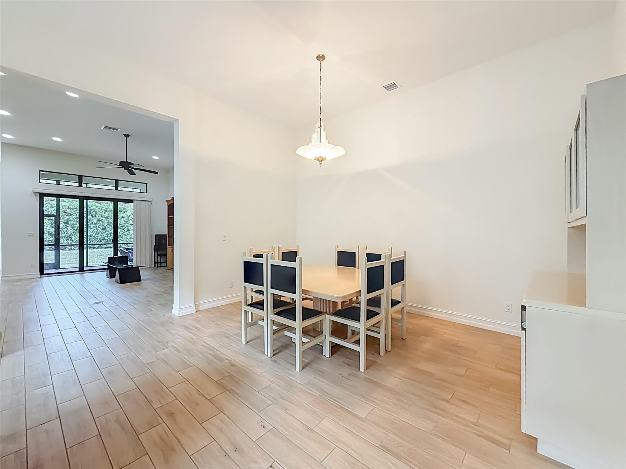 Parkland Royale 182-60 B - Residential