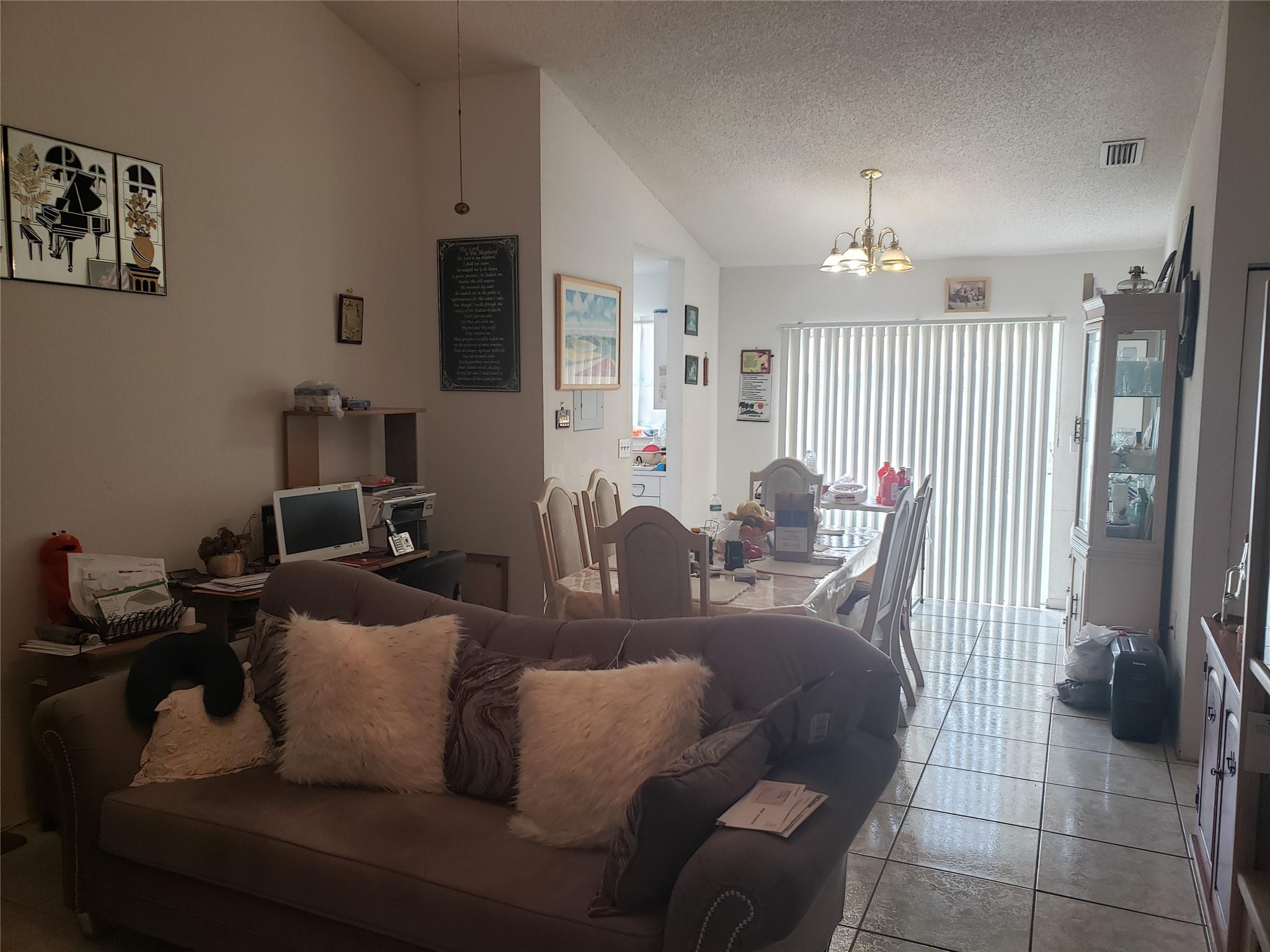 RIVERVIEW ESTATES - Residential