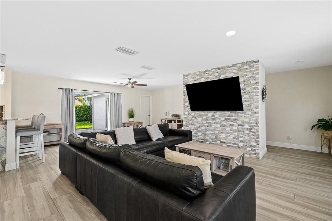 CITY OF LAUDERHILL SEC 1 - Residential