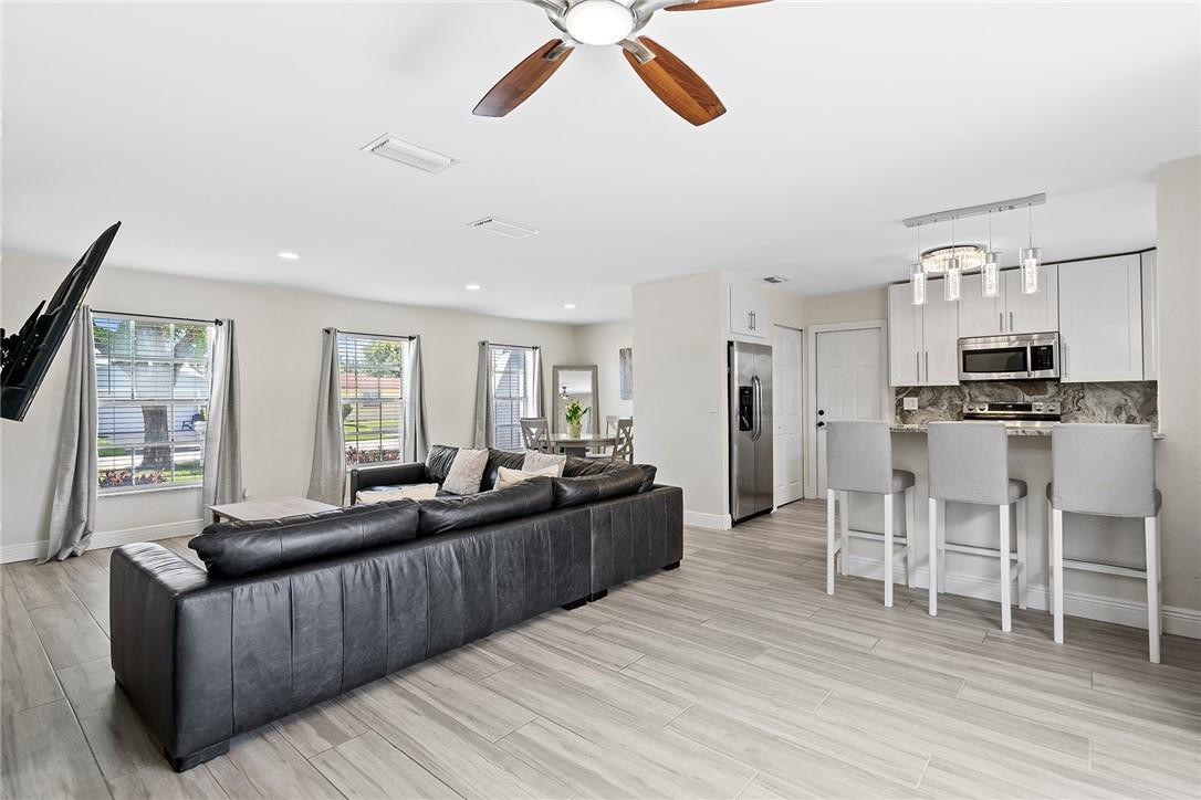 CITY OF LAUDERHILL SEC 1 - Residential
