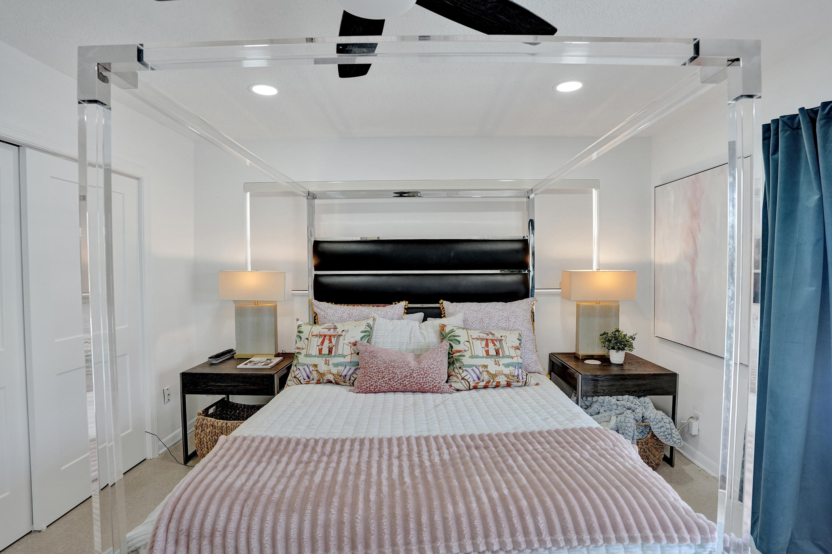 LAKE ESTATES - Residential