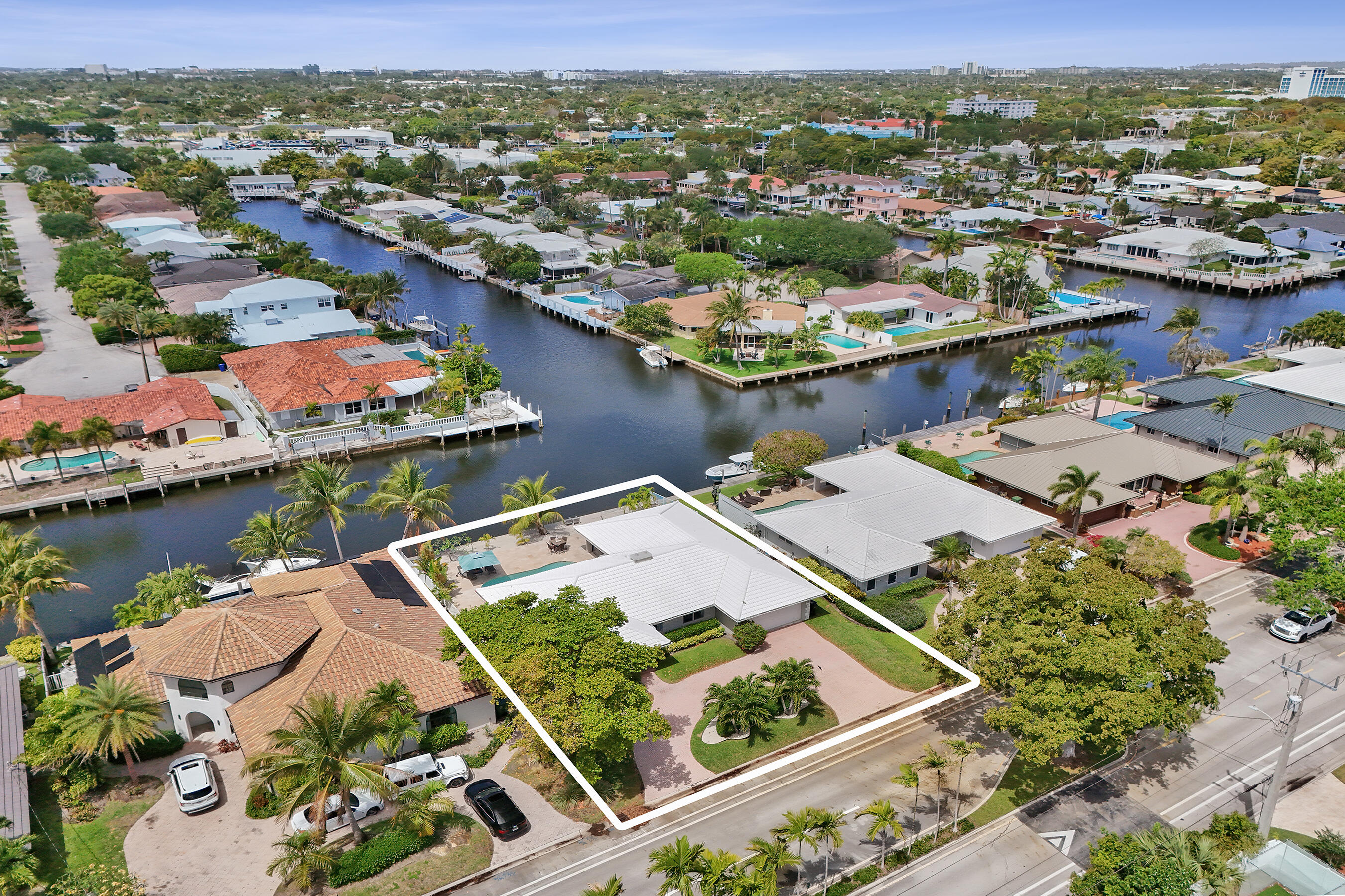 LAKE ESTATES - Residential