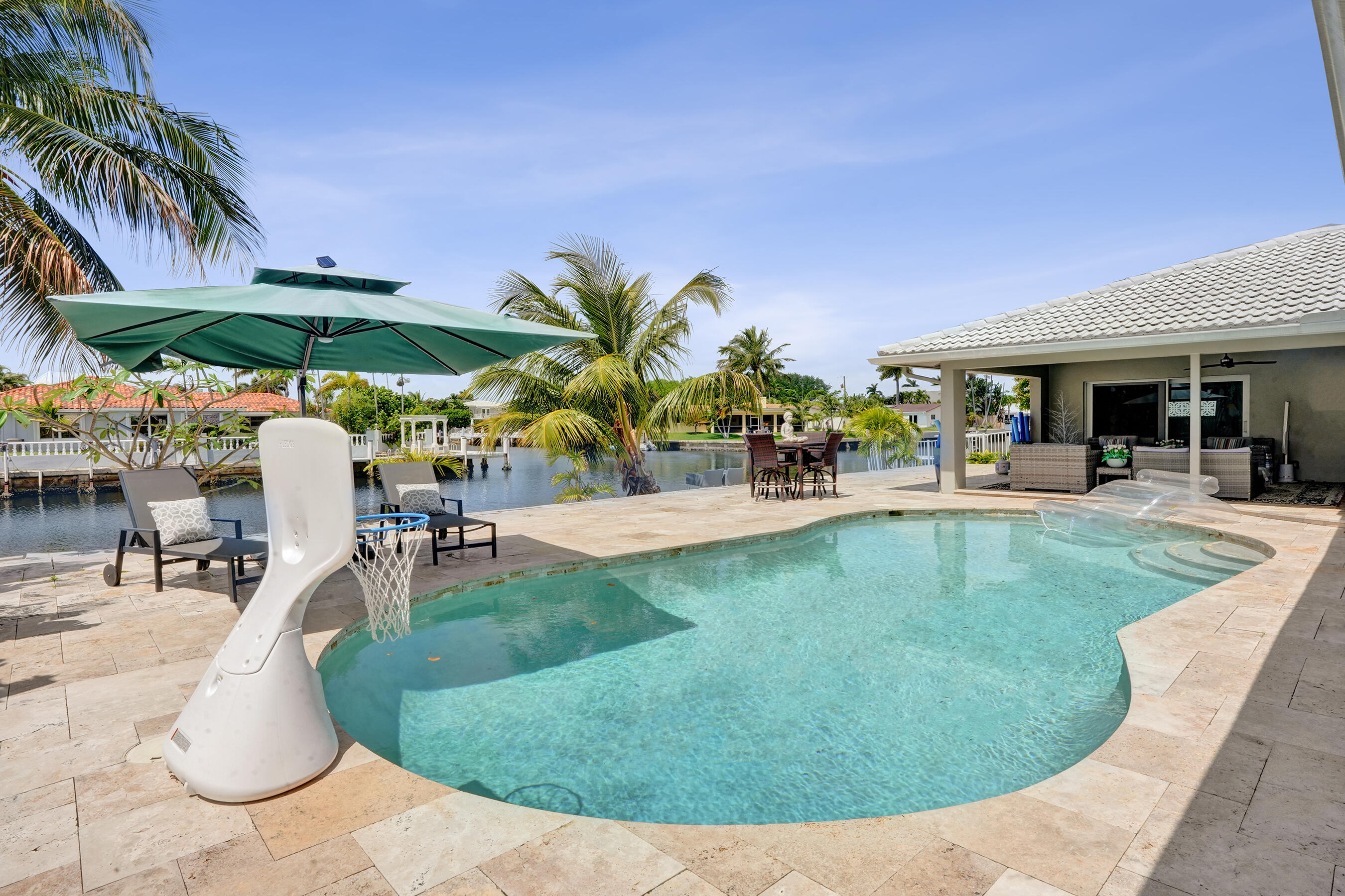 LAKE ESTATES - Residential