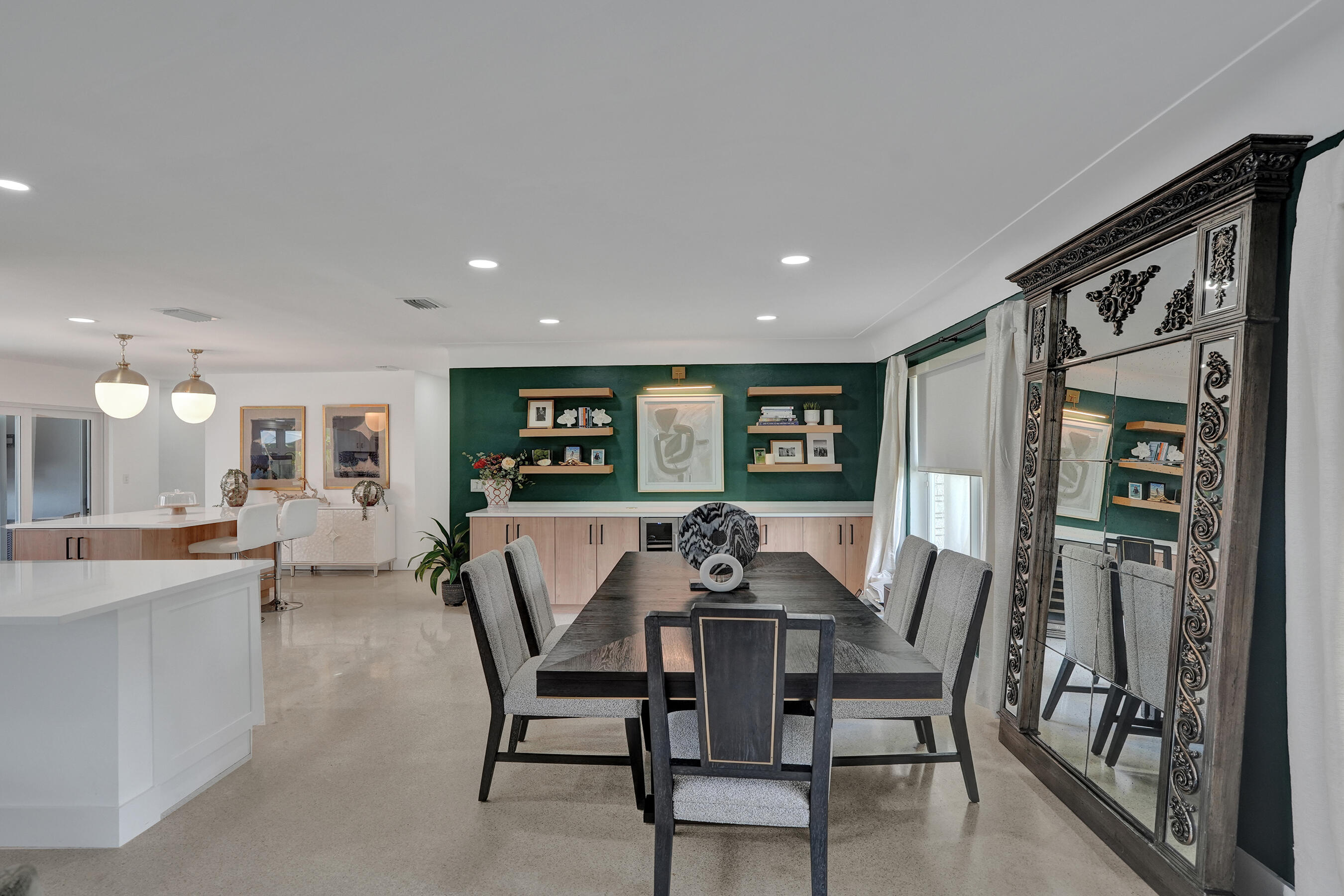 LAKE ESTATES - Residential