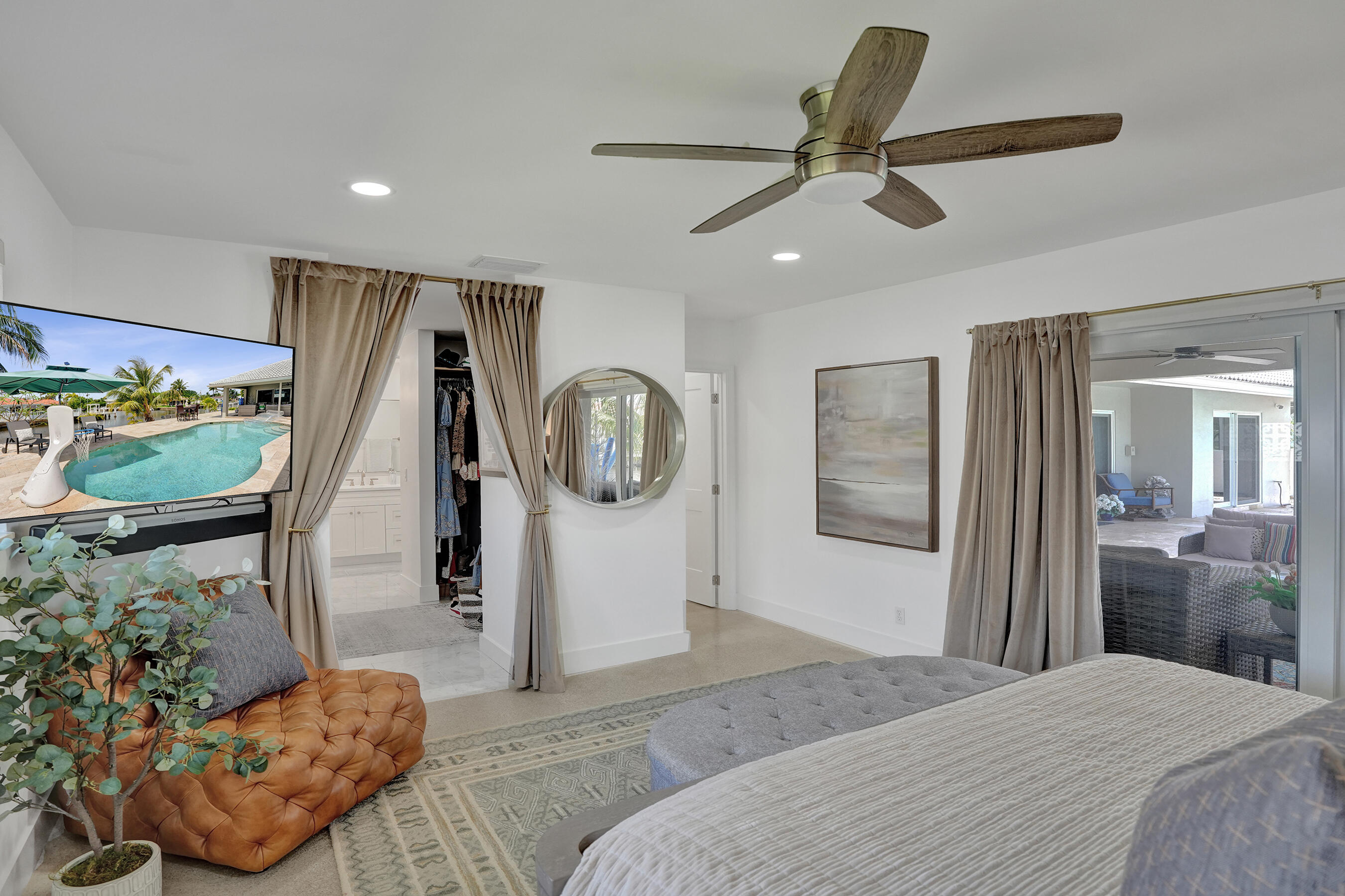 LAKE ESTATES - Residential