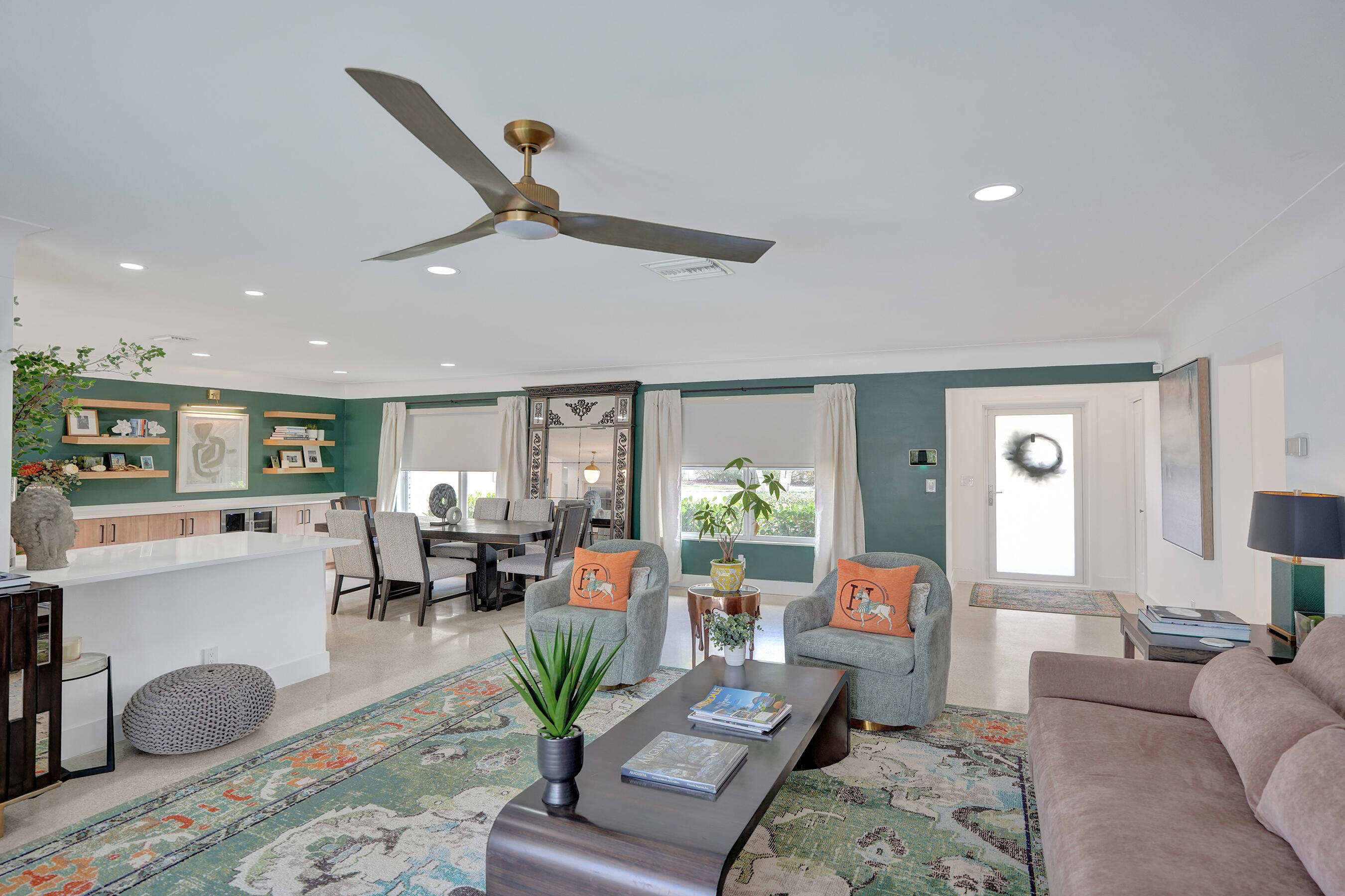 LAKE ESTATES - Residential