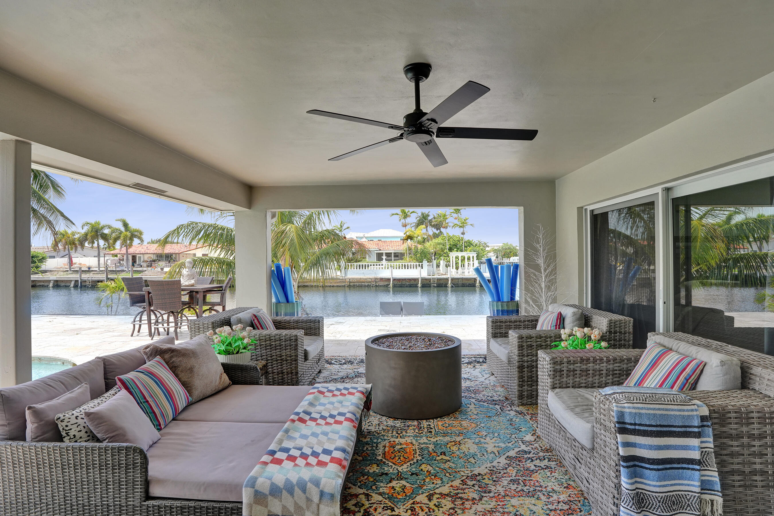 LAKE ESTATES - Residential