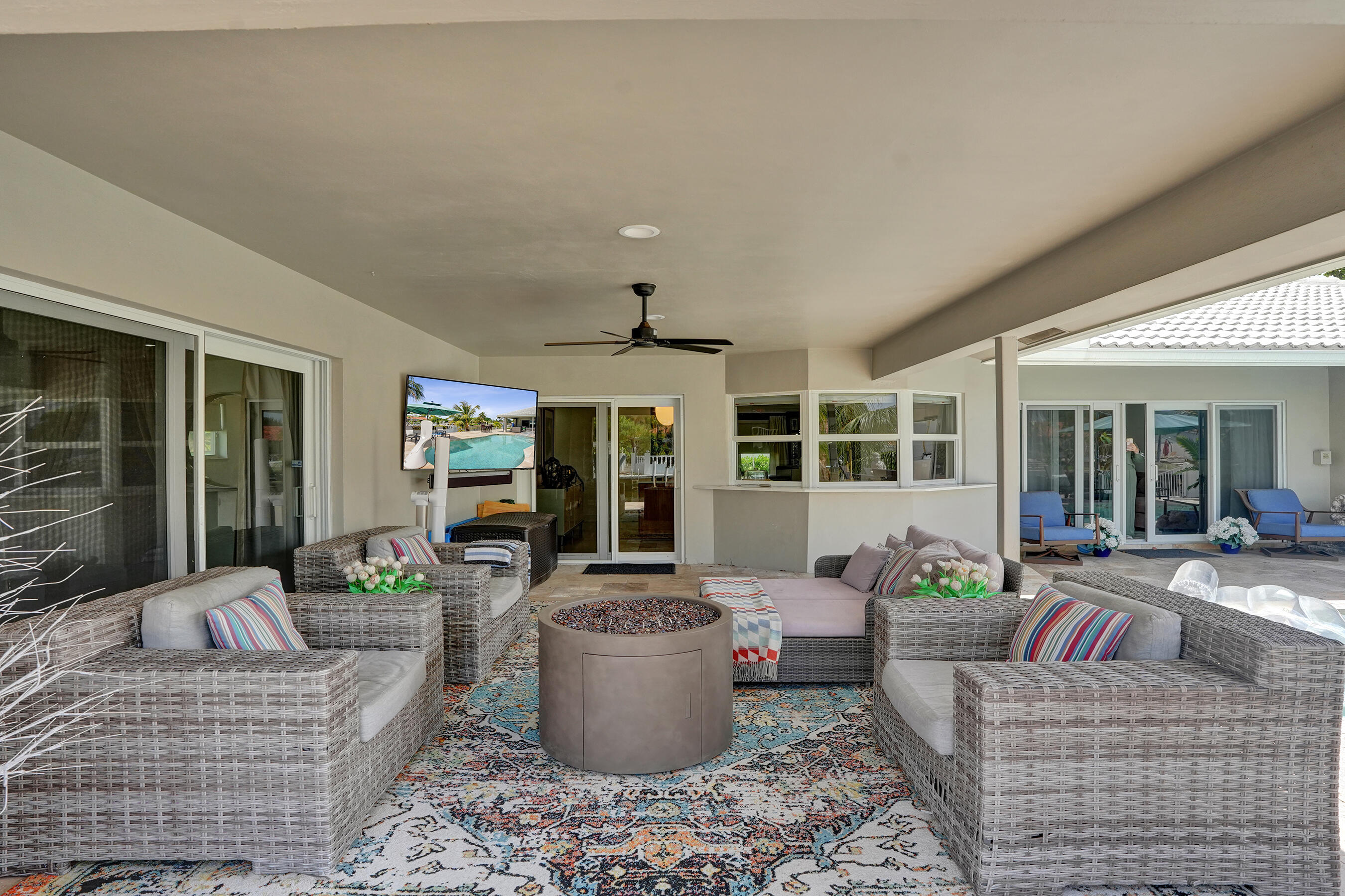 LAKE ESTATES - Residential