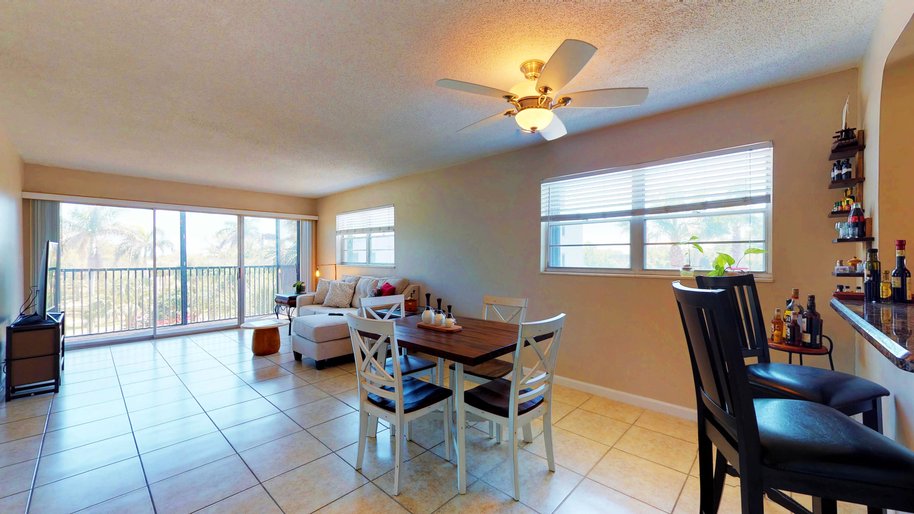 INDIAN RIVER PLACE, A CONDOMINIUM - Residential