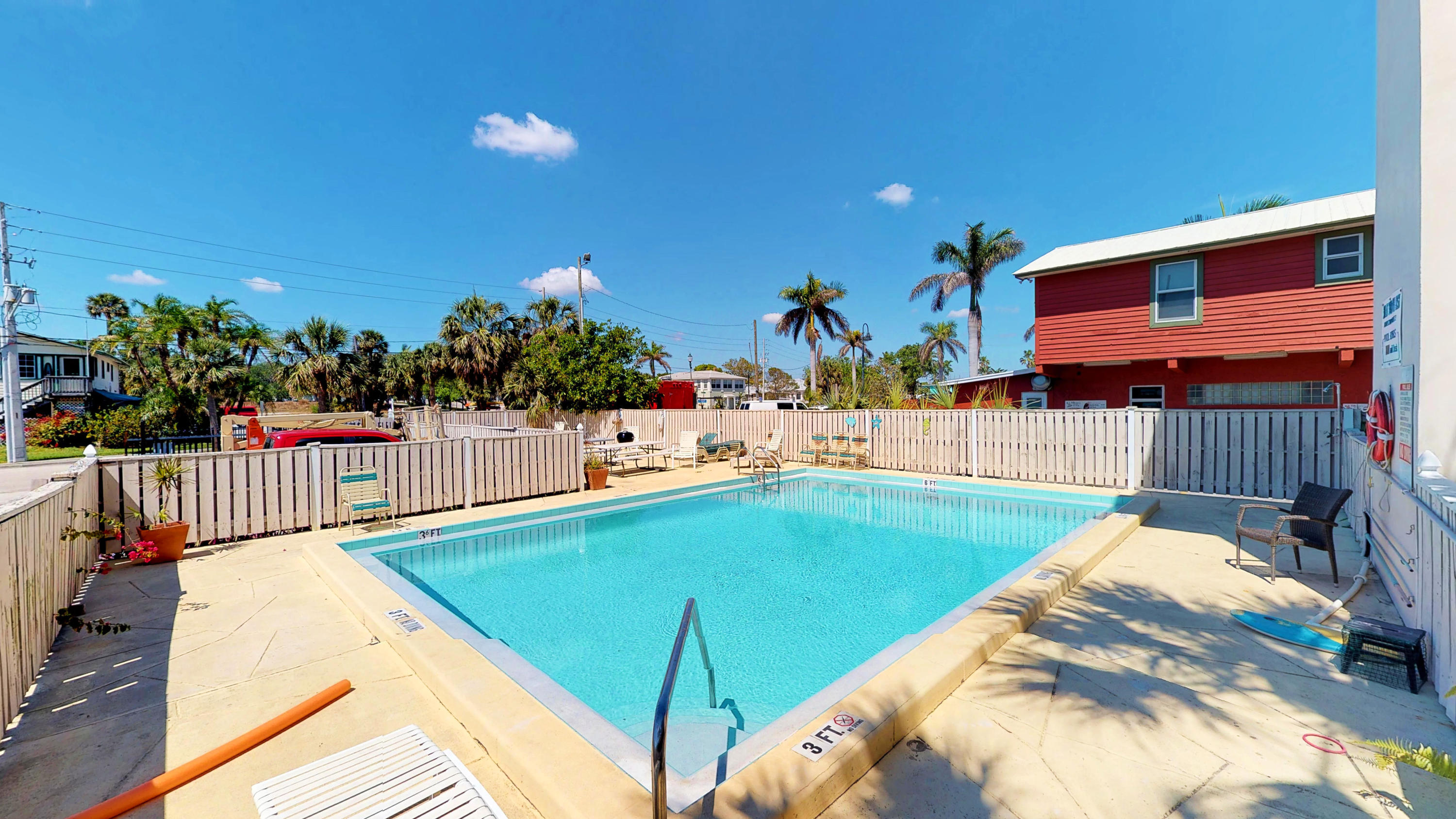 INDIAN RIVER PLACE, A CONDOMINIUM - Residential