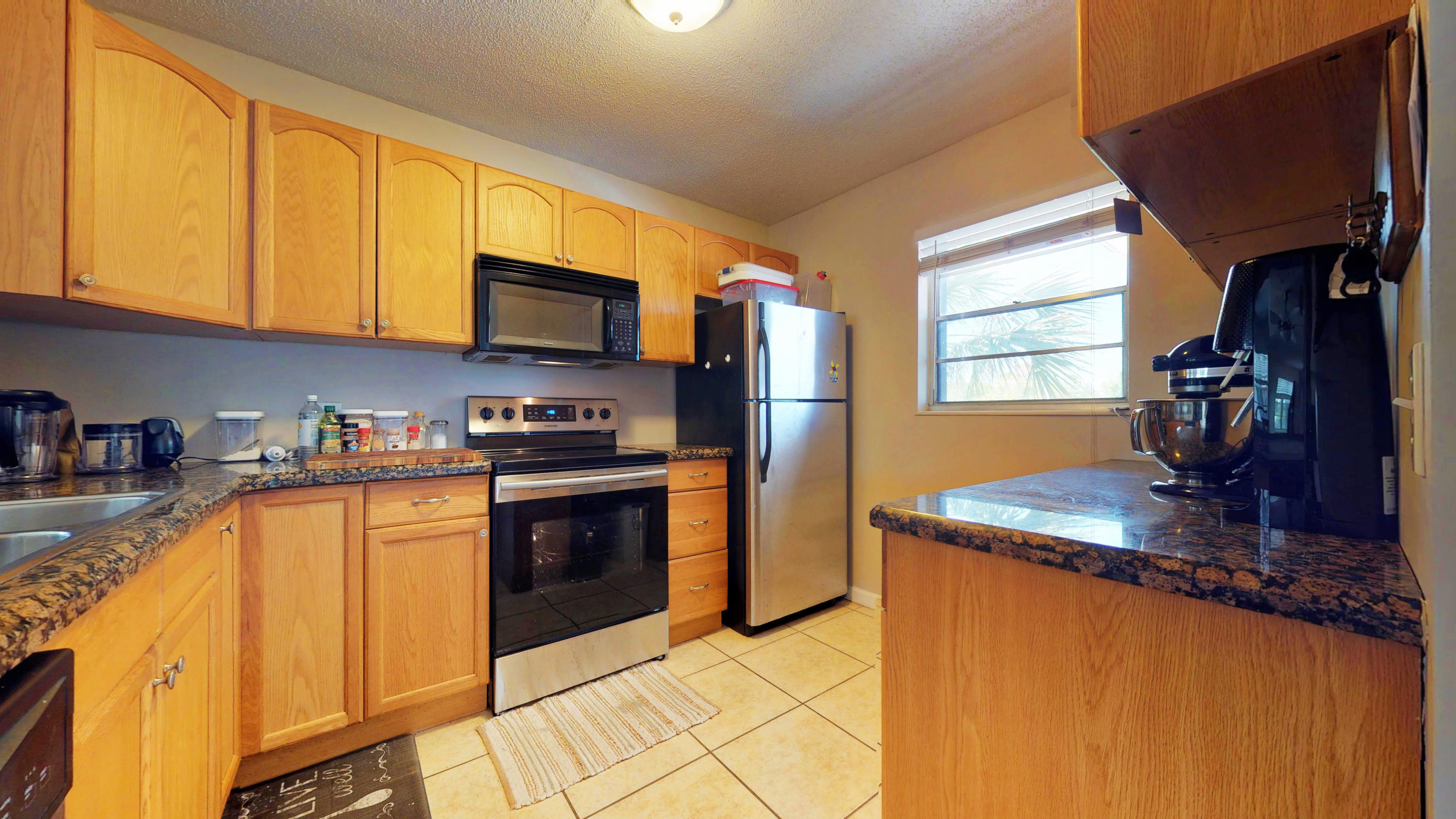 INDIAN RIVER PLACE, A CONDOMINIUM - Residential