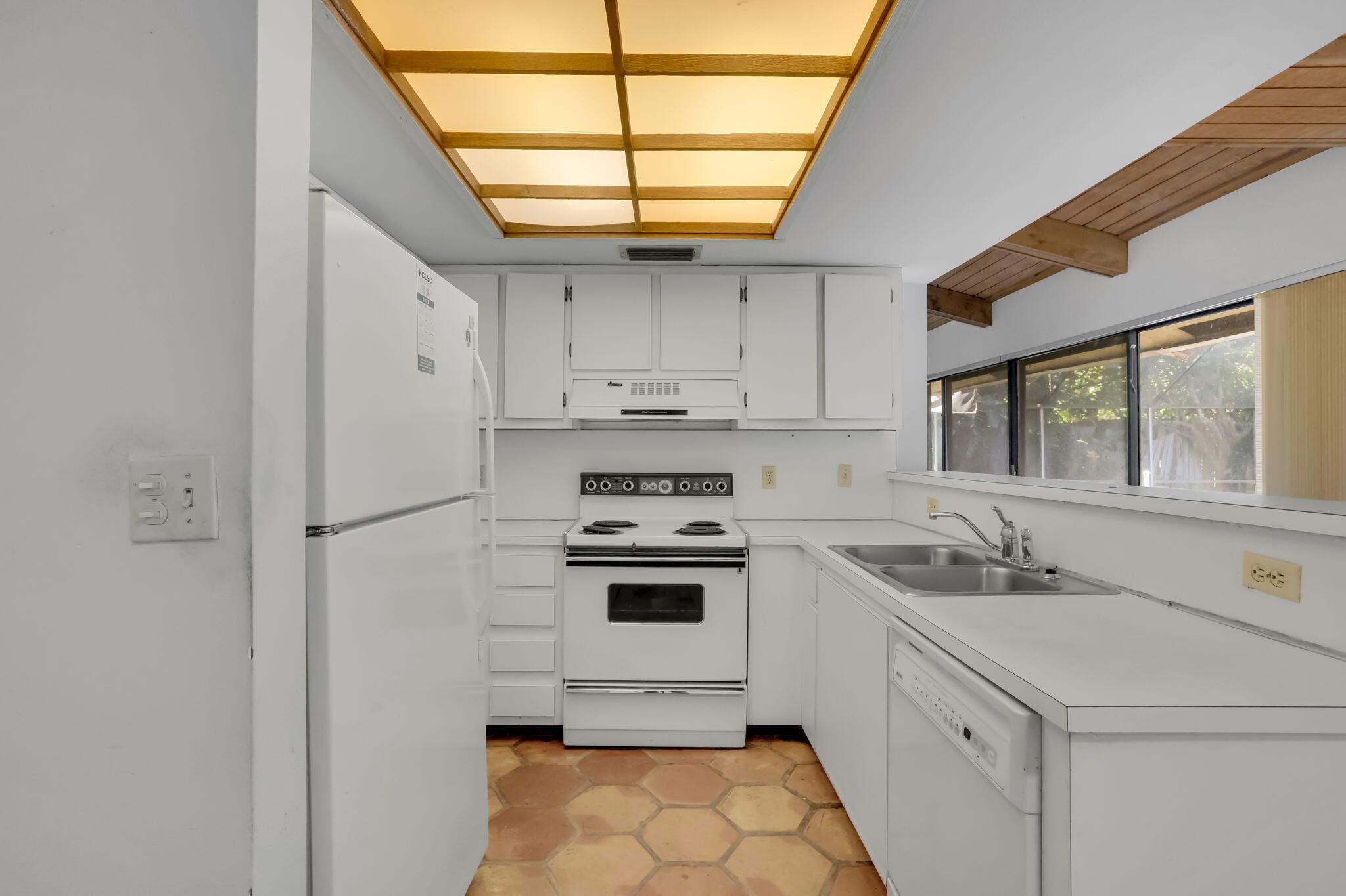 ESCONDIDO AT BOCA RATON 2 - Residential