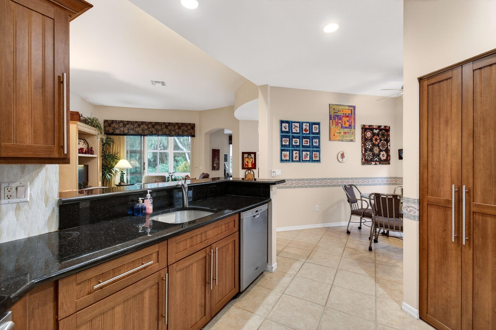 CORAL LAKES - Residential