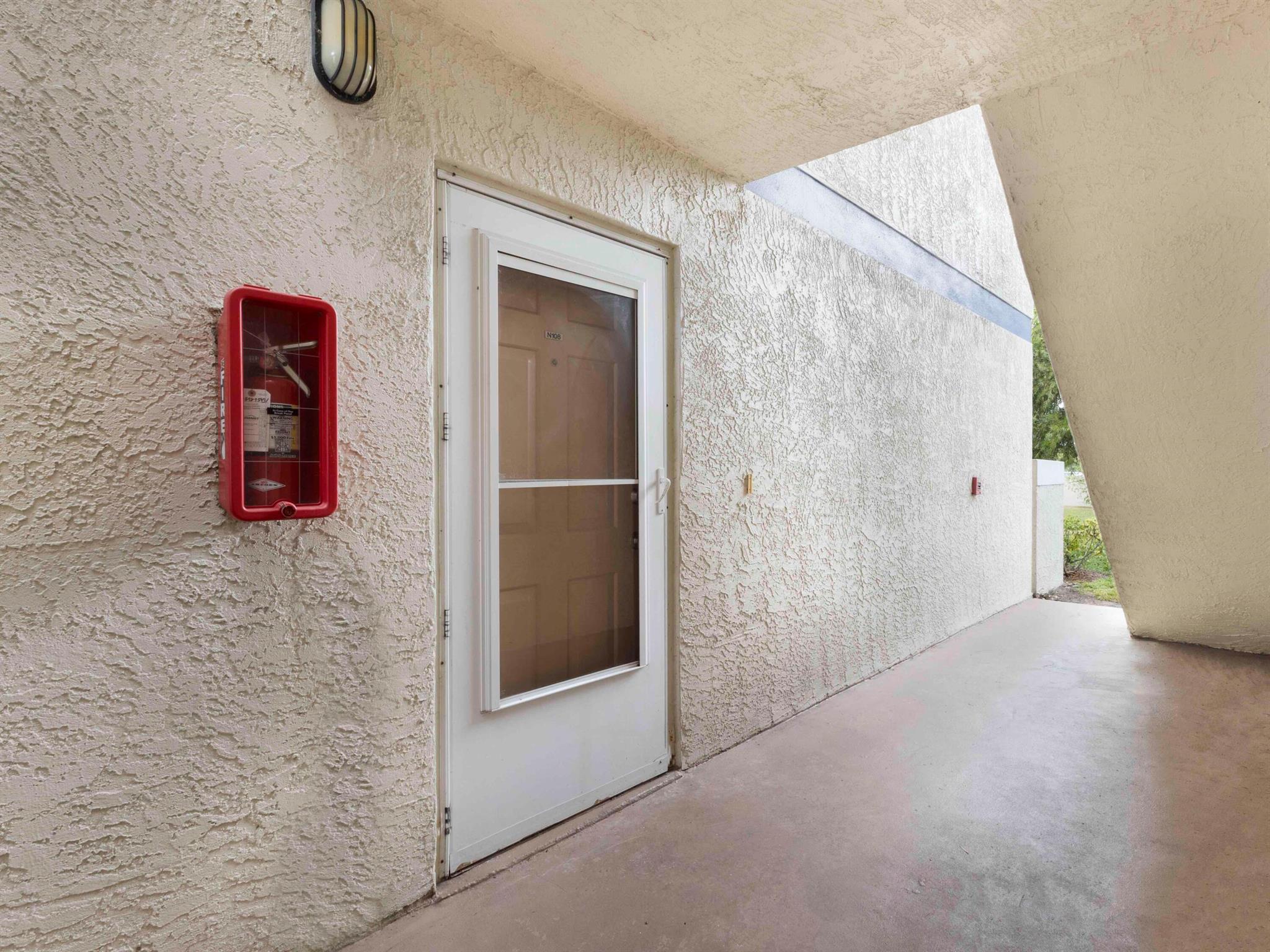 1530 SE Royal Green 108 Circle 108, Port St Lucie, FL, 34952/$155,000 1 1530 SE Royal Green 108 Circle 108
