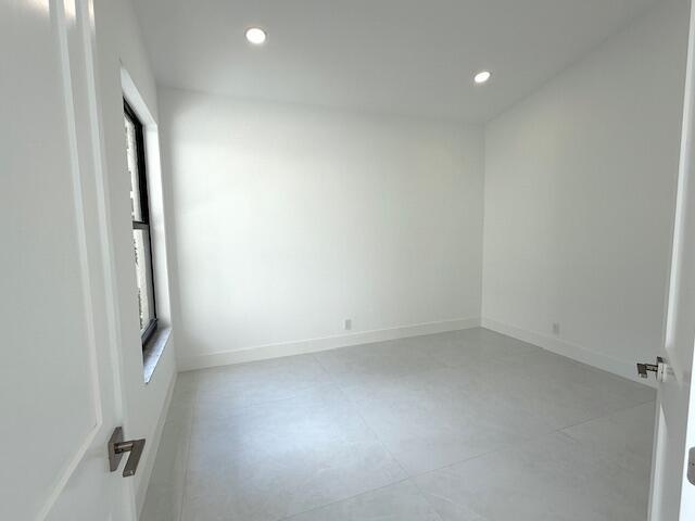 BALLENISLES - Residential